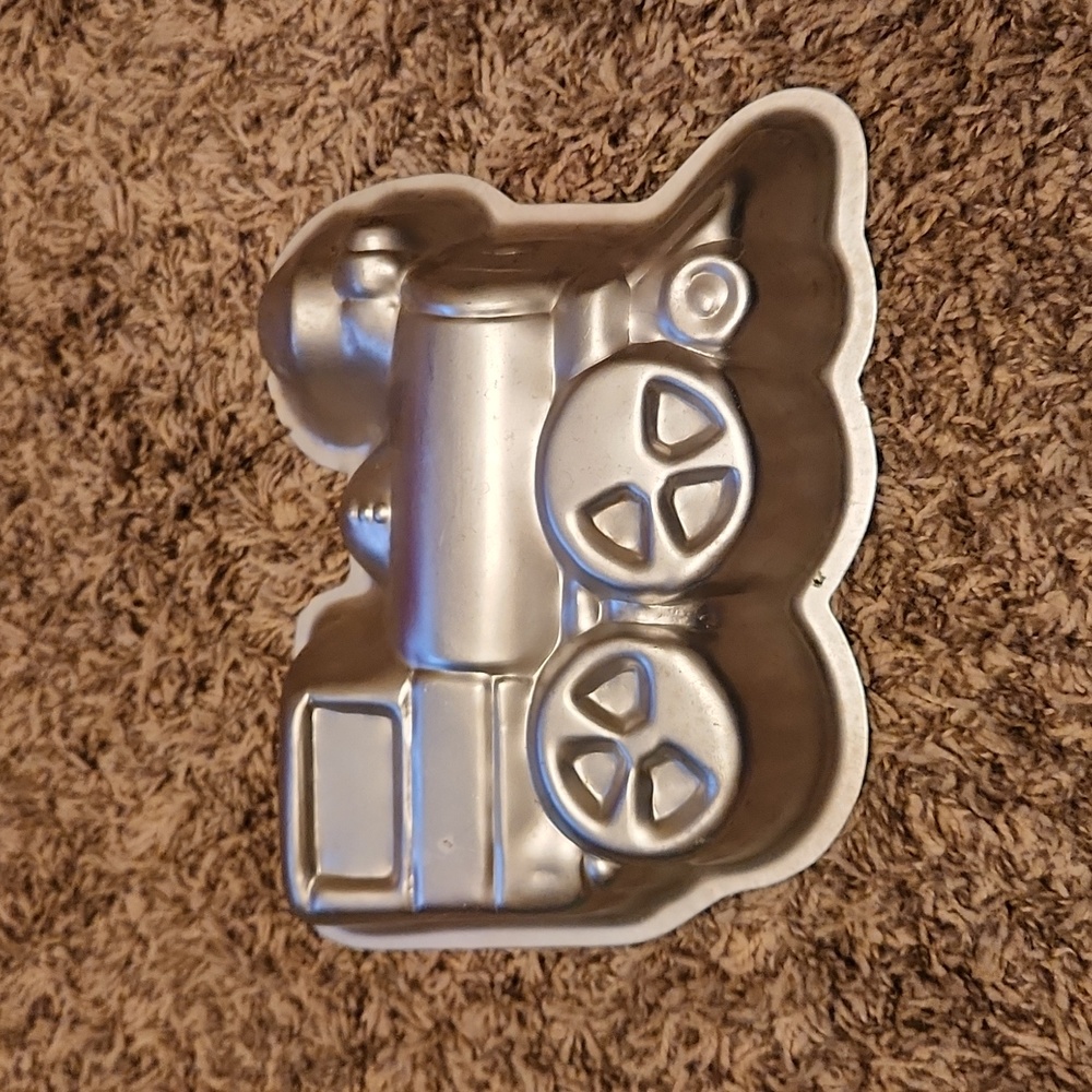 Vintage 1975 Wilton Train Cake Pan